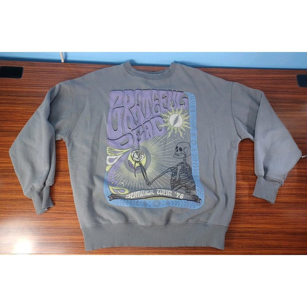 Grateful Dead Grey Sweatshirt Skull Flower Big Graphic "Summer Tour 76" Music
